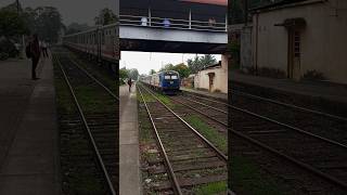 Class S10-881 Blue china train 🚄 colombo #srilankarailway #srilankatrain