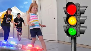 DONT GET CAUGHT by Cops!! Adley reviews Red Light Green Light toy with family!