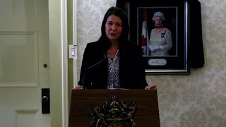 Danielle Smith sworn in as Alberta premier
