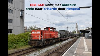 4K DB Cargo 6411 met militaire trein in Hengelo naar 't-Harde (NL) (23-5-2021)