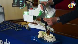 Demo a Cuneo di Mazor X, innovativo robot per la neurochirurgia spinale