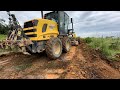 PÁ CARREGADEIRA, PATROL E CAMINHÕES! ABERTURA DE CASCALHEIRA. #trabalho #newholland  #maquinas