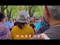 中国歌曲《我们的祖国歌甜花香》在祖国美丽的大地上 充满智慧充满力量充满希望 动人的歌声汇成海洋 中国歌曲 我们的祖国歌甜花香 中国文化