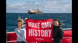 Taranaki climate defenders challenge oil companies at sea