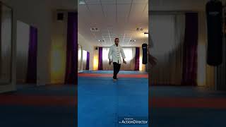 Kansetsu Waza no Kata 1.Step in Front