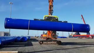 Handling large diameter pipes