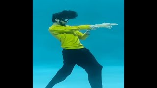 Water Dance Extreme: Grace Underwater, Masterful Dance Beneath the Waves