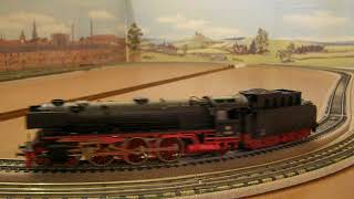 Fleischmann HO Scale 4-6-2 4170 DB Dampflok 01 220 In DB Black and Red