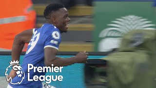 Patson Daka seals Leicester City win over Manchester United | Premier League | NBC Sports