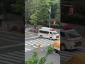 救急車　緊急出動！！変な音！！と歩行者は思うはずもない。和音救急車 救急車 shortvideo japan ambulance アクティ 東京消防庁 緊急出動 緊急走行