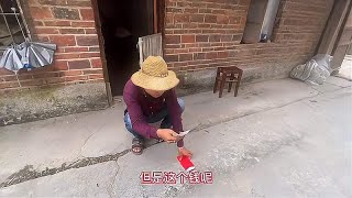 堂哥结婚办酒席，收到一个奇怪的红包140元，为什么会没人要