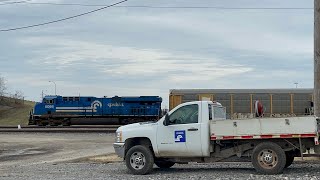 Beautiful Hornshow on NS 8098 Conrail Heritage on Home Rails!