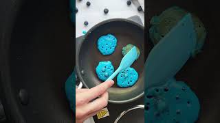 Bluey-berry Pancake Stack 🥞🫐 | Bluey #ytshorts