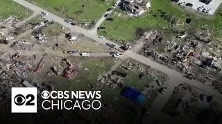 Communities in Texas, Iowa clean up after severe storms