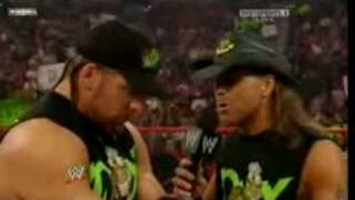 DX at RAW's 800th show