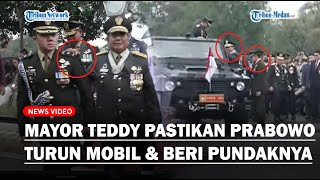Aksi Sigap Mayor Teddy Beri Pundak ke Prabowo usai Jadi Jenderal Kehormatan dari Presiden Jokow!