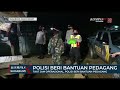 taat jam operasional polisi beri bantuan pedagang