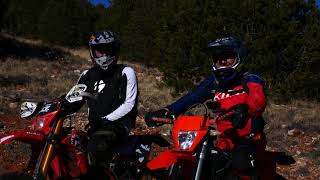 Kawasaki KLX300R vs KLX300 Dualsport unofficial review Which one should you pick