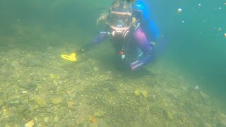 Metal Detecting Underwater at Popular Swimming Hole! (Hit the Jackpot)
