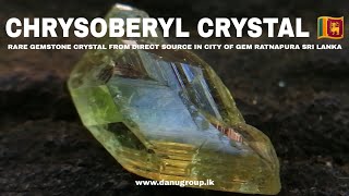 Chrysoberyl crystal can be seen twin orientations like \