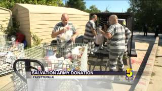 High Five: Benton County Sheriff`s Office Donates Food To Salvation Army