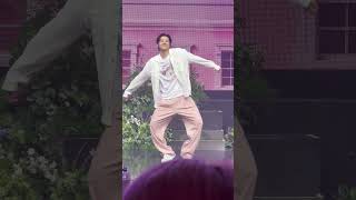 240420 B1A4 신우 easy 챌린지 (@13주년 팬콘서트)