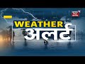 katihar मतदानकर्मियों के लिए डेस्क तक उपलब्ध नहीं जमीन पर बैठकर करा रहे हैं चुनाव