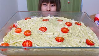 【大食い】バジルクリームうどん10人前