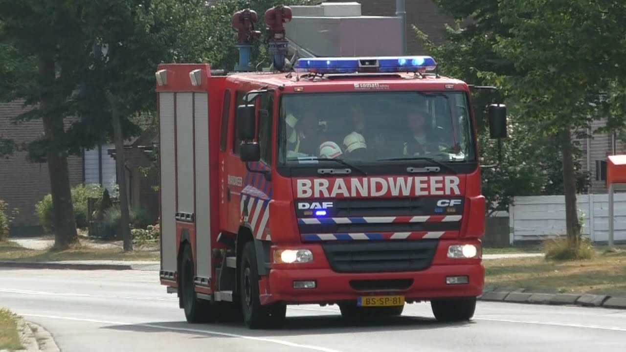 Brandweer Rozenburg + OvD-B Met Spoed Naar Melding Gaslucht Zanddijk ...