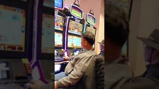 강원랜드 카지노 슬롯머신 포기는 못하고 망연자실 카지노 슬롯머신 꿀팁 Jackpot