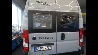 Knaus Wohnmobil bekommt Steinschlagschutzfolie.