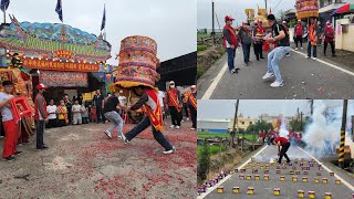 《帥哥代表穩健腳步~捧淨香恭請新園媽》祭典副主委李金祥(村長伯)接駕新園媽