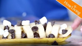 【簡單甜點】戶外輕鬆做甜點 罪惡的巧克力棉花糖香蕉船 Chocolate Marshmallow Banana Boat │HowLiving美味生活