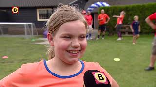 De jeugdspelers van GSBW uit Goirle zijn op voetbalkamp en volgen oud-speelster Jackie Groenen op...