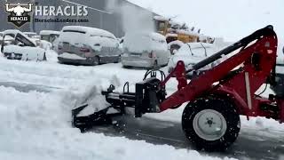 Heracles 180 Compact Loader - Cheap Chinese Mini-loader operating in the Snow