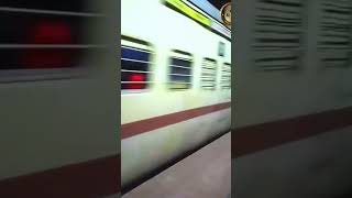 Radhikapur to Kolkata Exp 4 train arriving at Raiganj station #shorts