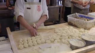 李与白包子︱Sauce pork buns︱street food in china︱street foood in chengdu