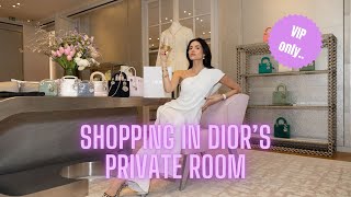 A DAY IN THE LIFE: SHOPPING SPREE IN DIOR'S VIP SUITE WITH HOLLY SCARFONE