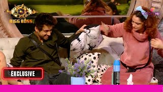 Ankita और Samarth ने की cushion fight | Bigg Boss 17