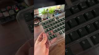 Unboxing JTK Emerald keycap set #unboxing #unboxingasmr #asmr #keycaps #keyboard #mechanicalkeyboard