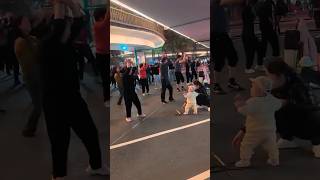 在中国还不会走路的娃娃却能跳广场舞#dance #Squaredance #china #baby #chinesestreet