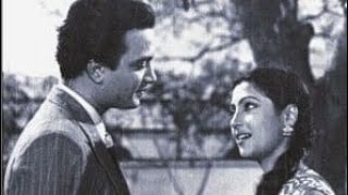 Sare Chuattar - Bengali - Tulsi Chakraborty, Molina Devi, Uttam, Suchitra