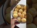 Aldi Australia Finds: Brazilian Style Cheese Bread / Pao de queijo #paodequeijo #chipa #brazilianche