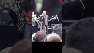Sir Tom Jones with Delilah. with some help from audience.
