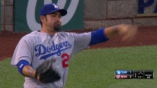 LAD@WSH: Gonzalez makes nice backhanded stop at first