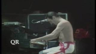 Queen - Live in Japan '82 [Remastered] (5/6)