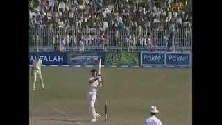 Kevin Pietersen 100 vs Pakistan 2005