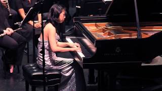 Pianist Xu Hui performing Gershwin's Rhapsody in Blue