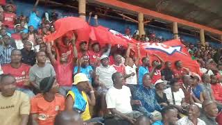 Abawagizi Ba Vipers Sc Nga Batambuza Flag Ekitende Ku St. Mary's Stadium Kitende #HardwareWorldLtd