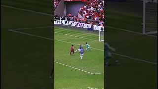 liverpool vs man city goal line clearance (must see)